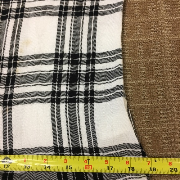 Rails Black White Plaid Button Down Shirt Small - Picture 7 of 8
